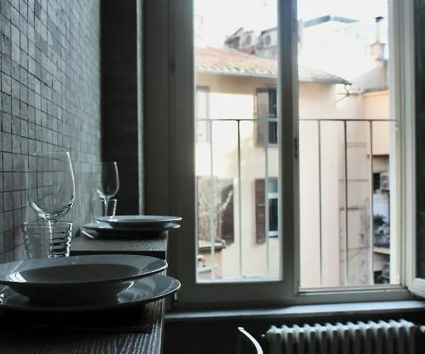 Wamma Spanish Steps With Two Bedrooms Apartment
